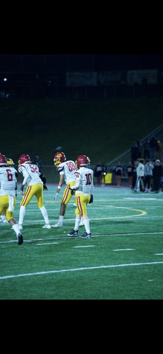 jaxon_foy10's tweet image. tuff loss on Monday as we end the season 7-1 but overall a good freshman season. Decent stats as well, 67 tackles, 1 int, 1 fumble recovery and 2 sacks. Would like to thank coaches for a good, intense first year of highschool football. #rollirish