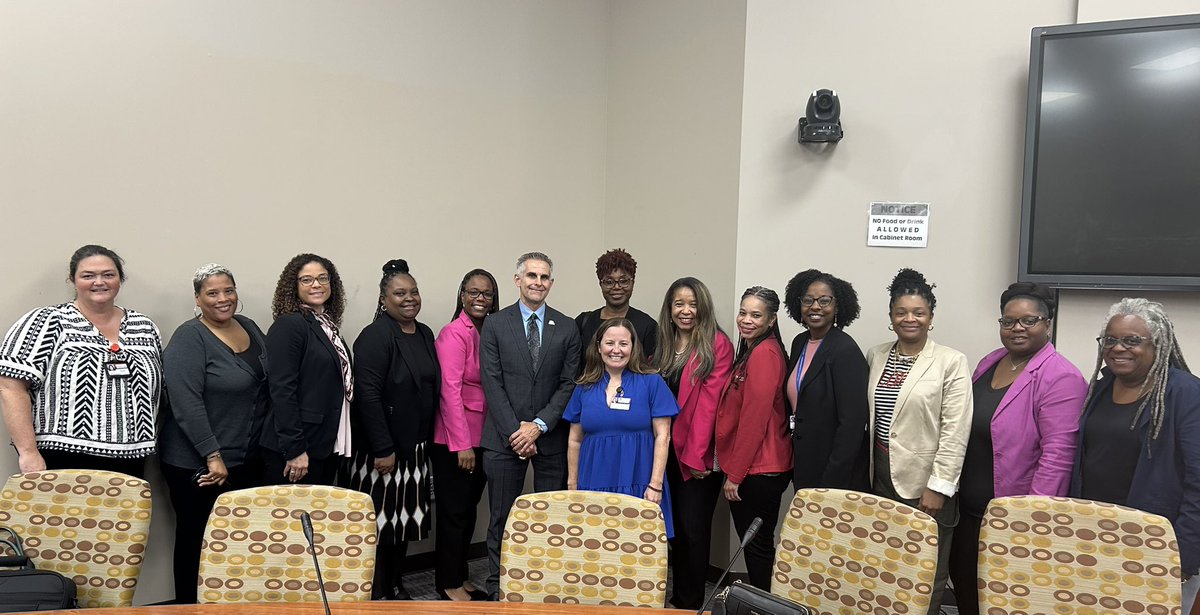 DrNormanCSauce3's tweet photo. @DeKalbSchools Exceptional Education Parent Advisory Council was on 🔥 🔥 🔥 tonight! Sessions on student accommodations, modifications, least restrictive environment, assistive technology, &amp; critical feedback! Thank you, parent leaders, &amp; Exceptional Ed. Dept. for your vision. https://t.co/tZEaJmfs9e