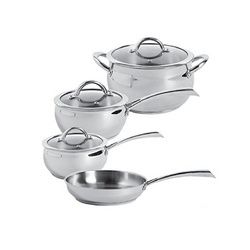 KitchenStoreDir's tweet image. It's National Fettuccini Alfredo Day.  It's a perfect day to make pasta.  Oster Derrick 7 Piece Stainless Steel Cookware Set

kitchenstoredirect.com/oster-derrick-…

#stainlesscookware #cookware #homecooking #cookwareset #luxurycookware #nonstickcookware