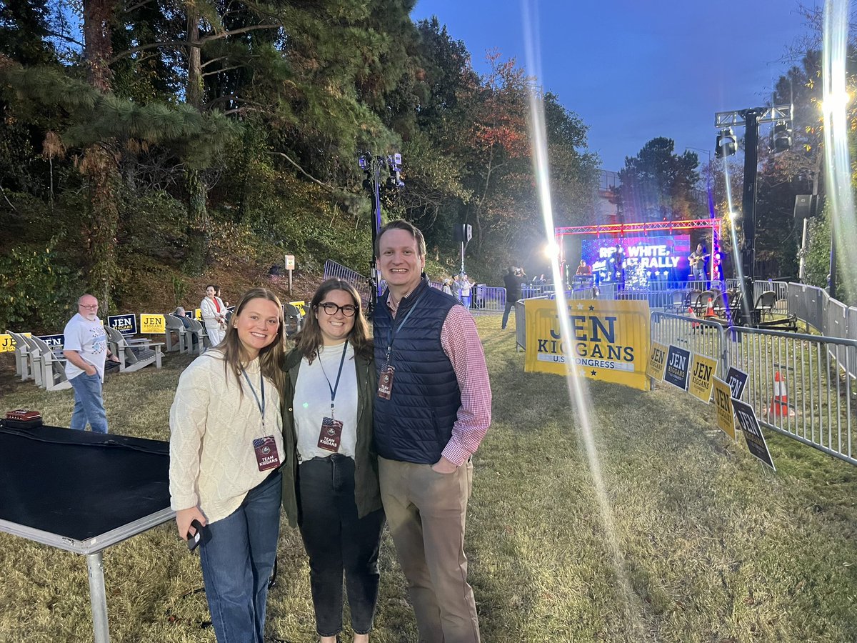Madison Wilkins (@mad1sonwilkins) on Twitter photo One of my favorite parts of this cycle— being on Team Kiggans.
A hard-fought race and a well deserved victory. Congratulations <a href="/JenKiggans/">Jen Kiggans</a>!! Virginia is in great hands 🙌🏻 One of my favorite parts of this cycle— being on Team Kiggans.
A hard-fought race and a well deserved victory. Congratulations <a href="/JenKiggans/">Jen Kiggans</a>!! Virginia is in great hands 🙌🏻