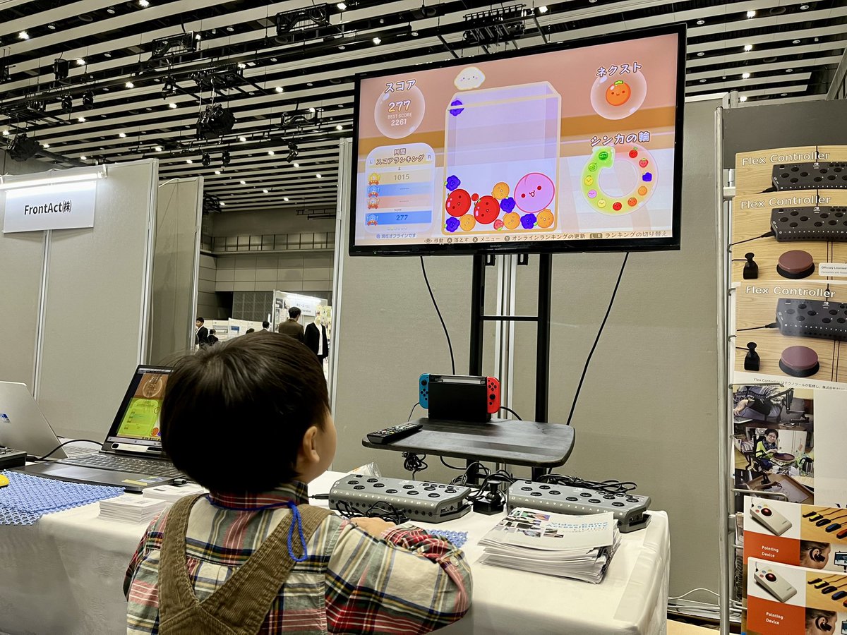 ohnoknt1010's tweet photo. #9thCOT のe-Sports企画でも交流した台湾のGloriaさんのシンポジウムを拝聴🎮🇹🇼
e-Sportsが持つ社会参加への可能性や作業療法との親和性を改めて実感。
テクノツール @shimada_ttools さんの機器展示もあるので是非体験されてください!
勇帆くん@OkitaYuho は貫禄のオーガナイズでした👏
#APOTC https://t.co/2CvWbyNQtW