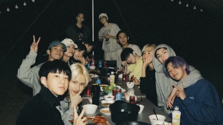 kyeownui's tweet photo. if you see this, pls drop the tags!!

#2024MAMAVOTE #seventeen https://t.co/JjIWAp7nZM
