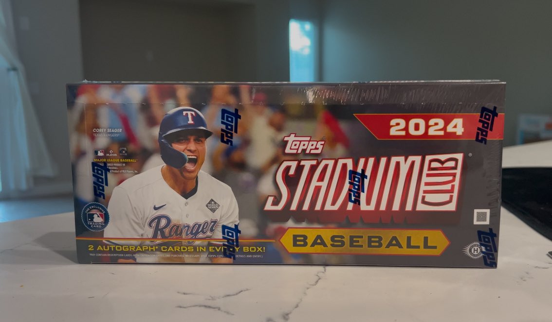 CollectorsCove_'s tweet image. Just cracked open a fresh 2024 Stadium Club Hobby Box! Stay tuned to see what we pull! The excitement is real! #StadiumClub #BaseballCards #HobbyBox #CardBreak #2024StadiumClub #SportsCards #TradingCards #BoxBreak @CardPurchaser @Topps