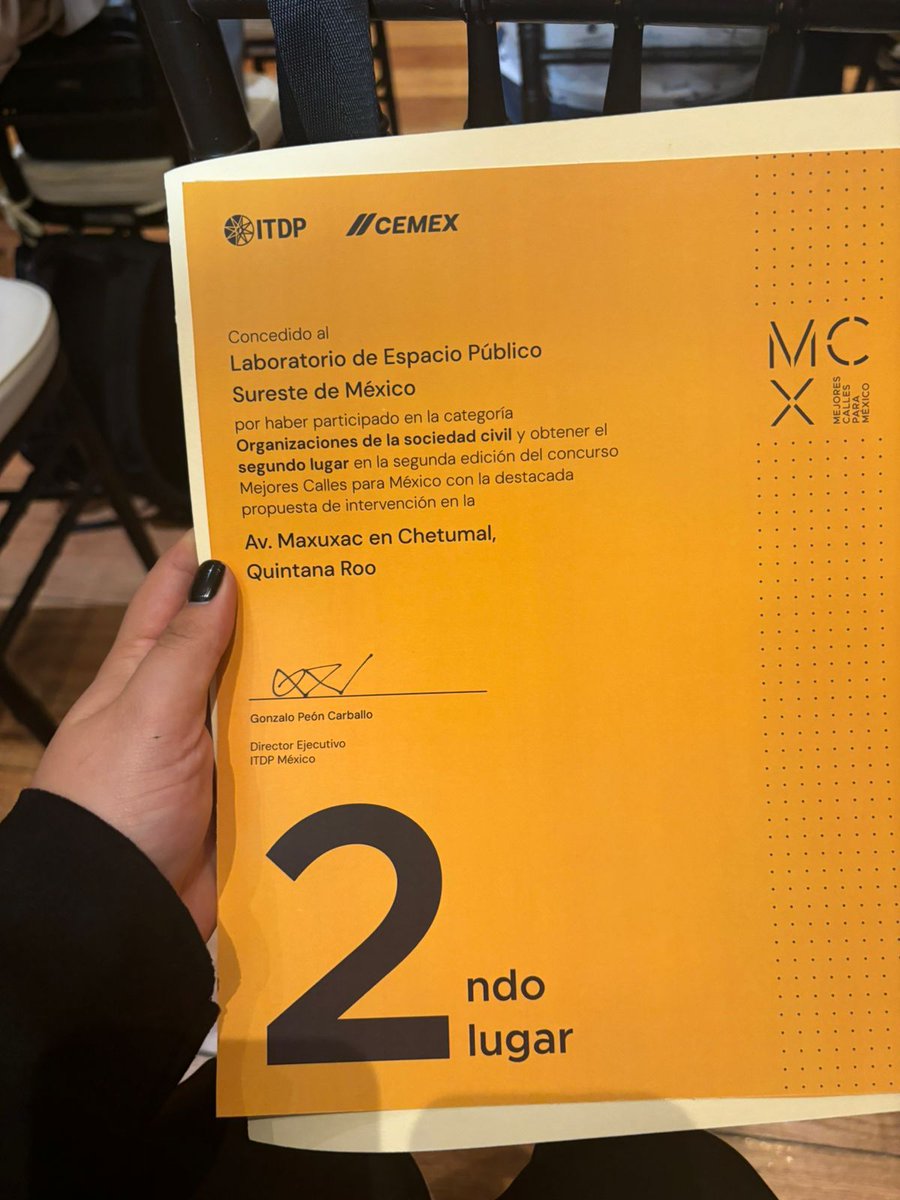 LABEP_SuresteMx's tweet photo. ¡Ganamos 2do lugar, en la 2da. edición del concurso #MejoresCallesparaMéxico! Con nuestro proyecto para la Av. Maxuxac. Una propuesta necesaria para la ciudad; una calle completa para todas y todos. Sigamos impulsando mejores calles para Chetumal, para Quintana Roo, y México! https://t.co/F0TPYz6Mgy