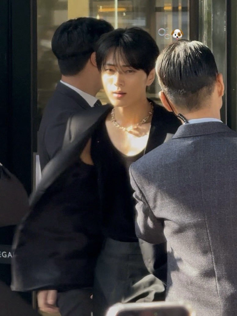 mainlyjay's tweet image. PARK JONGSEONG??