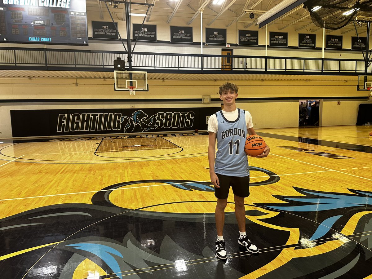 Rowan Linder tweet media