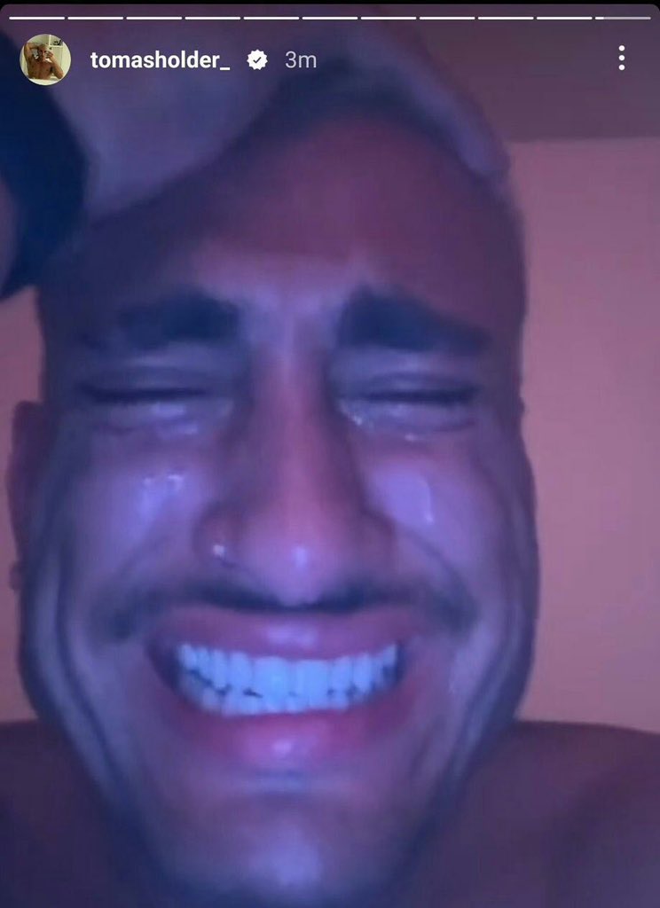 extraño demasiado stalkear los likes de la gente