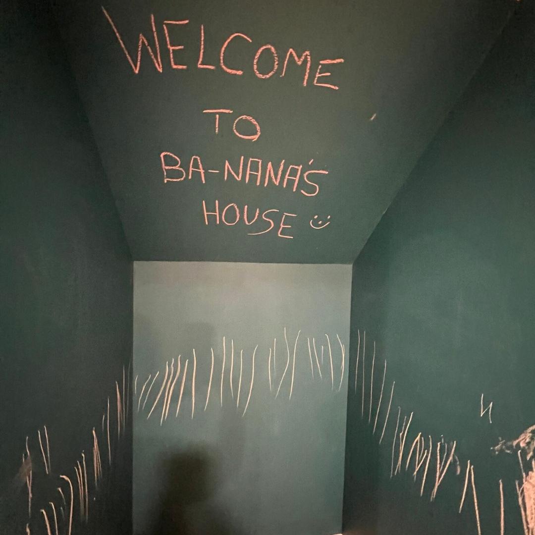 PhilbrookCC's tweet image. These beautiful stairs are absolutely Ba-Nana’s. (Look for it.)
#BuiltByPhilbrook #CapeCodHomeRemodeling #CapeCodBuilder #Stairs