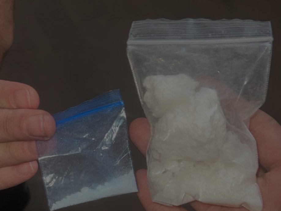 dipshitfuckhead's tweet image. Me vs the nigga she says don&apos;t worry about 😔 #itbelikedat