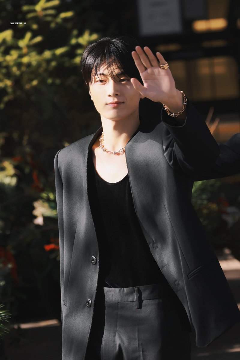 wanted_jay_'s tweet image. 241107 Pomellato

#JAY #제이 #ジェイ
#ENHYPEN_JAY #엔하이픈_제이
#ENHYPEN #엔하이픈 #エンハイプン