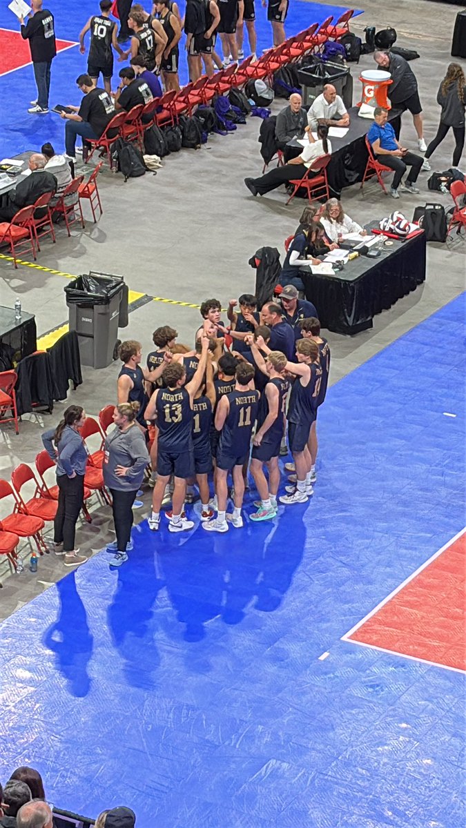 Game 1 a battle 28-30 time to respond down 1-0! <a href="/wiaawi/">WIAA</a> #LightningPride