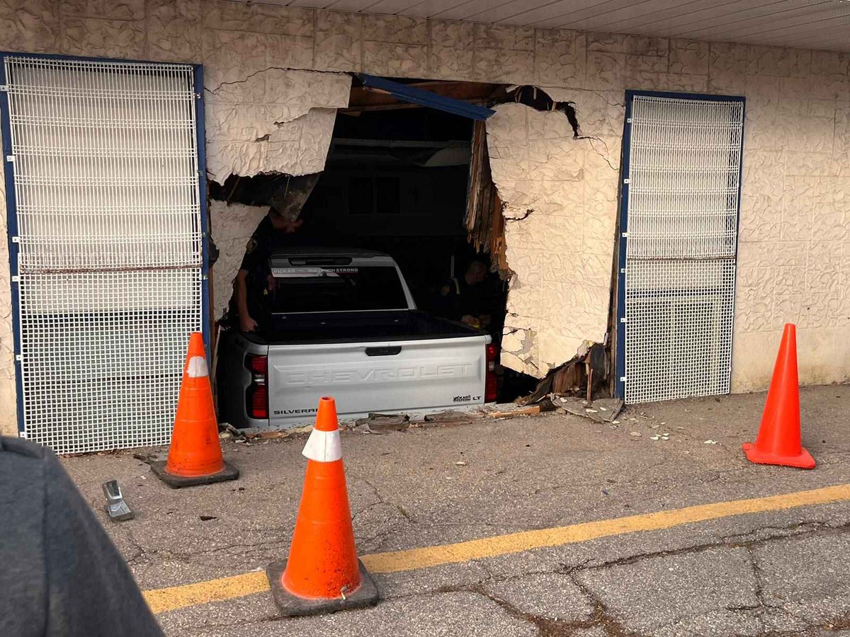 My city has a problem with vehicle speed, weight and size. When will decision makers take this danger in our community seriously and fix it!

winnipegfreepress.com/breakingnews/2…