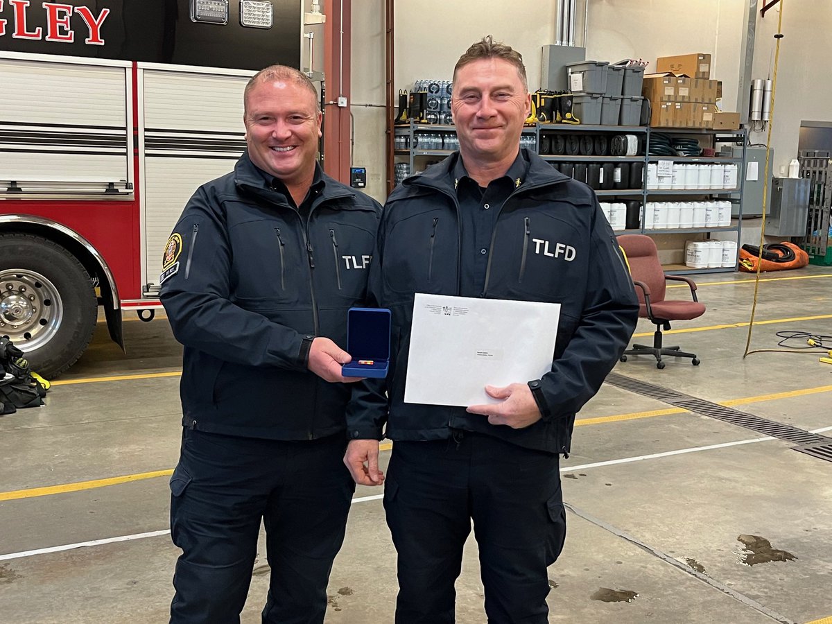 TLFDFire's tweet image. We are very proud this week to recognize another one of our staff for his dedication to the #TLFD. Fire Chief de Roy presented Deputy Chief Russ Jenkins with the Federal Exemplary Service Bar for his 30 years of service. Congratulations Russ!!