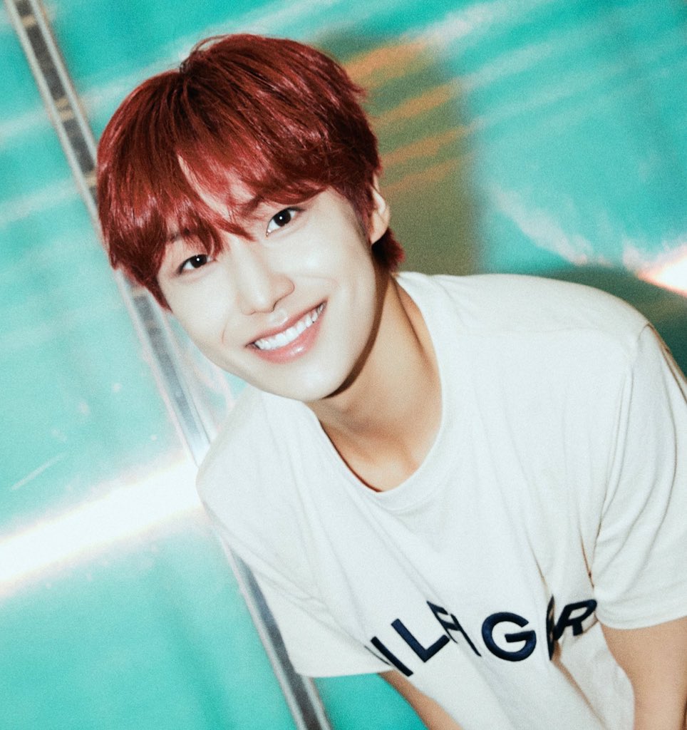 “I’ve seen Eunsang’s producing since the demo stage. It was truly unconventional &amp; wild. What was released to the public was in a gentler, more refined state. His approach to survival was impressive. It was shocking. He has great potential, so im looking forward to the future."👏