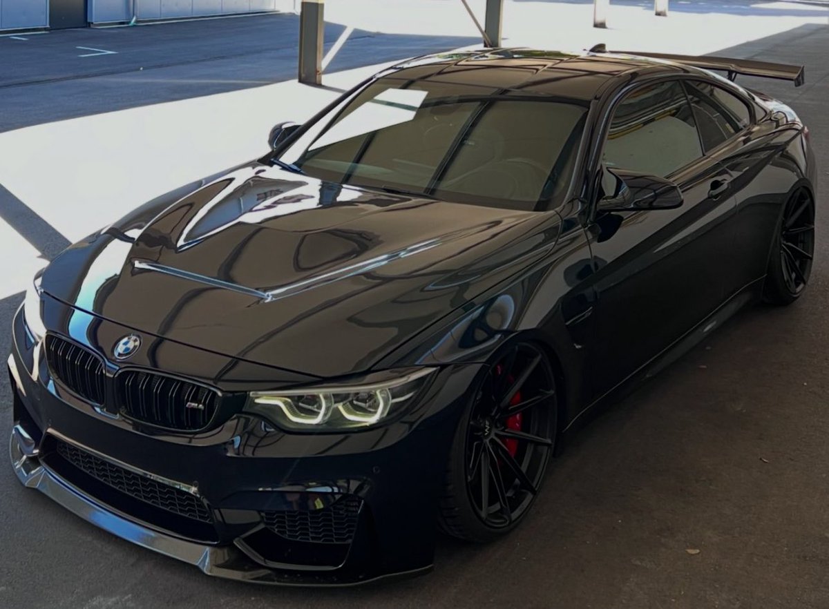 carpxrnpicx's tweet photo. BMW M4 Competition https://t.co/6Sr1DPJkS1