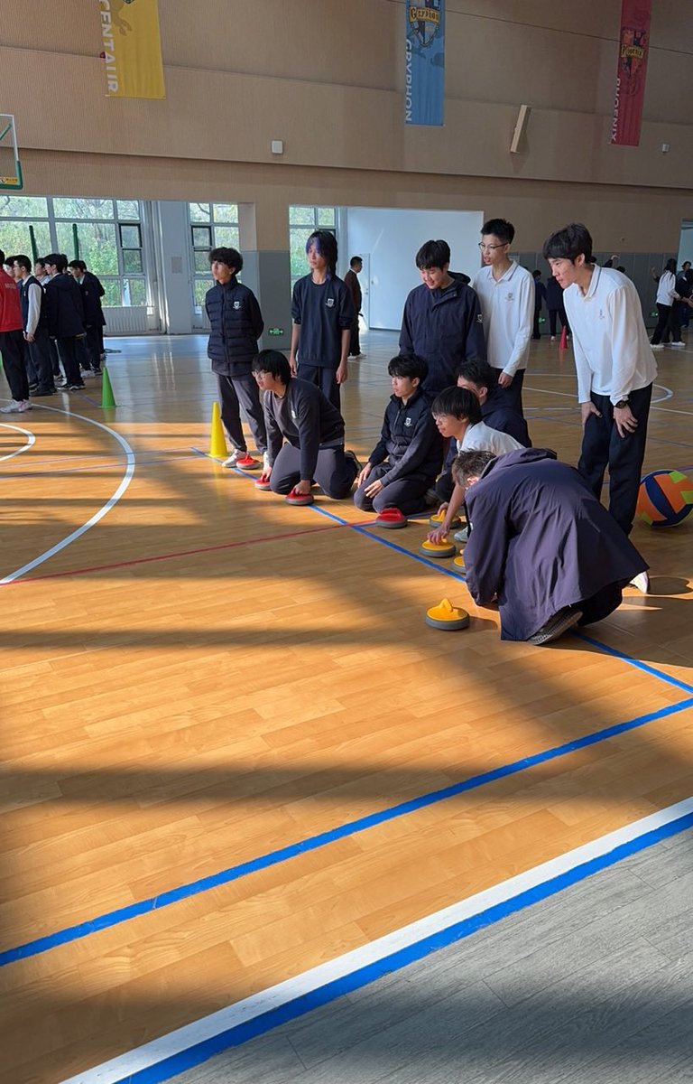 BretMarshall17's tweet photo. House Day at HD Beijing Bilingual School brought students together for a day full of learning and laughter! From outdoor sports and games to showcasing talents in art, photography, and Chinese Debate, every student had a chance to shine. #HDBeijing #Beijingschool https://t.co/Vt4nneYpNf