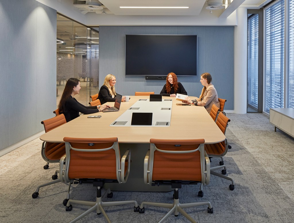 We created 124 pieces of furniture for the new offices of this financial services company. The project included a range of bespoke-sized meeting, AV and conference room tables. ⁠

Interior design: <a href="/tpbennettllp/">tp bennett</a>⁠
Furniture consultant: @workstation_ltd⁠