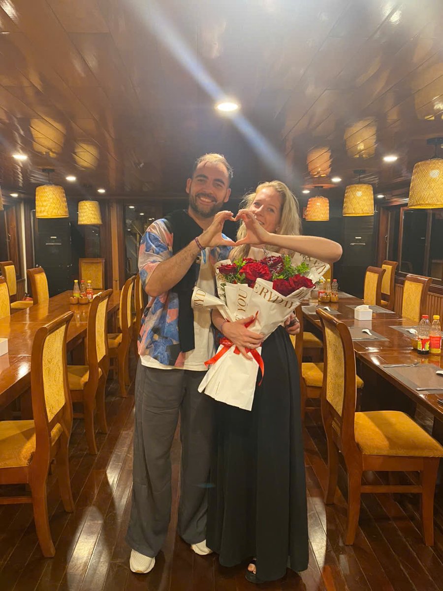 daiichitravel_'s tweet photo. She said "Yes" ❤
Daiichi Boutique Cruise is honored to be part of this sweet moment. With us, it’s not just about exploring majestic nature, it's where love blossoms, promises are made and memories become forever!
#vietnam #catba #lanhabay #daiichitravel https://t.co/ERFNtj1Lxm