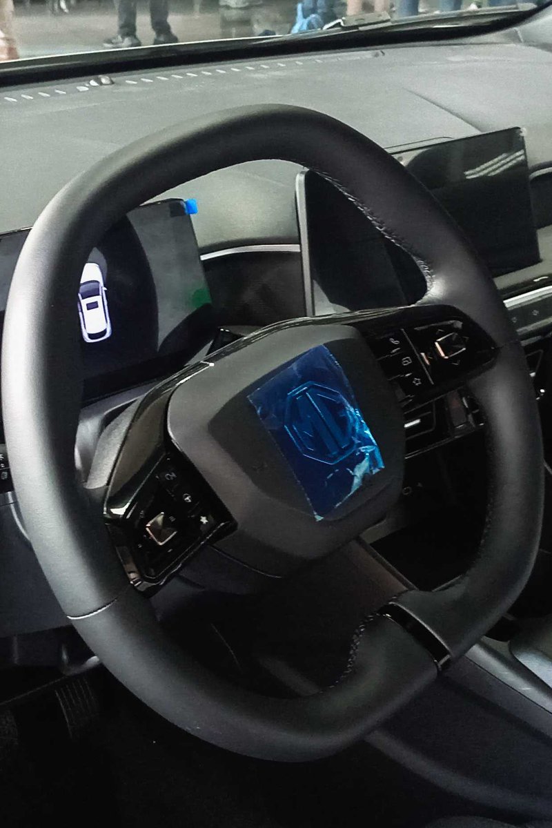 AutoTraderSA's tweet image. Here is a first glimpse of the MG 3 which could be landing in South Africa soon. More details to follow soon. Would you consider this over some of the established models?

.
#MGSA #MG #MG3 #Hatchback #firstlook