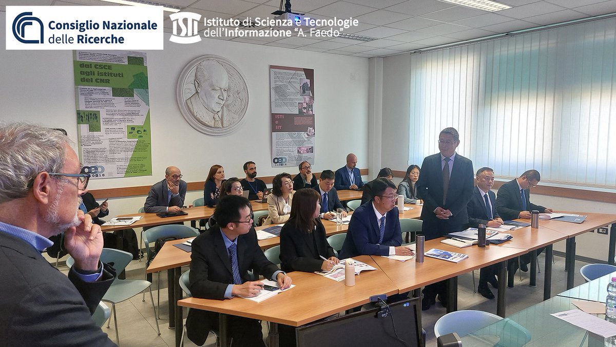 Cnr_Isti's tweet photo. Pictures from #CnrIsti bilateral meeting with Chinese Ministry of Agri w/ delegates from Sichuan & Ningxia Hui on Nov 6. Presented IoT AI & drones for digital agri🌱🌍. Also presented the Agritech Master in Digital Agriculture for Sustainable Development! #DigitalAgri #Innovation https://t.co/OlhjDlqm1S