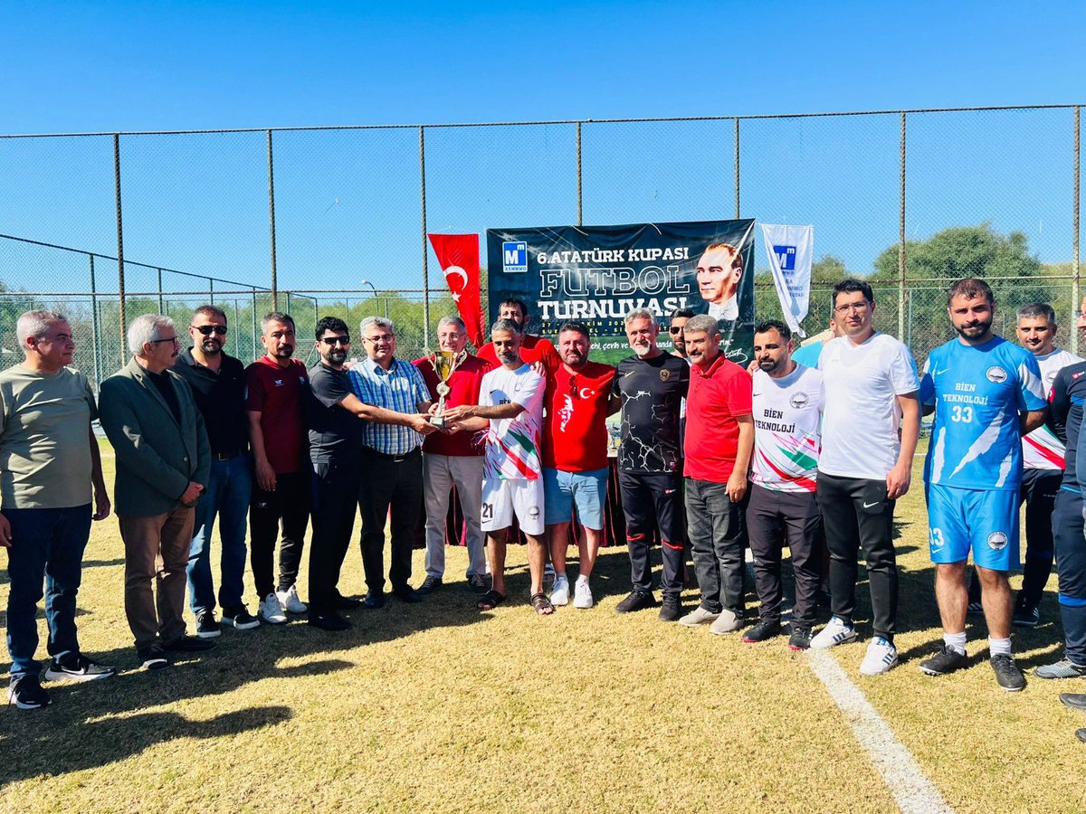 DSMMMO1's tweet photo. Antalya’da 27 - 30 Ekim 2024 tarihleri arasında düzenlenen Odalar Arası Futbol Turnuvası’nda 3. olan takımımızı tebrik ederiz! Emeği geçen tüm sporcularımıza teşekkürler! https://t.co/zt0oiNtNM7
