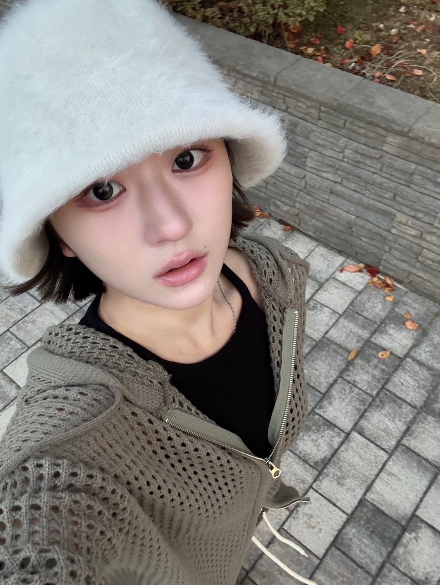 pastelgirl70538's tweet photo. 다들 버블티 조아하시나요?
전 밥은 안먹더라도
버블티만큼은 매일 마신답니다🥤😛
Does everyone like bubble tea?
I might skip meals, but I drink bubble tea every day. 🥤😛
#pastelgirls #희빈 #HEEBIN #버블티 #버블티매니아 #음료추천 https://t.co/8n6SYrAo59