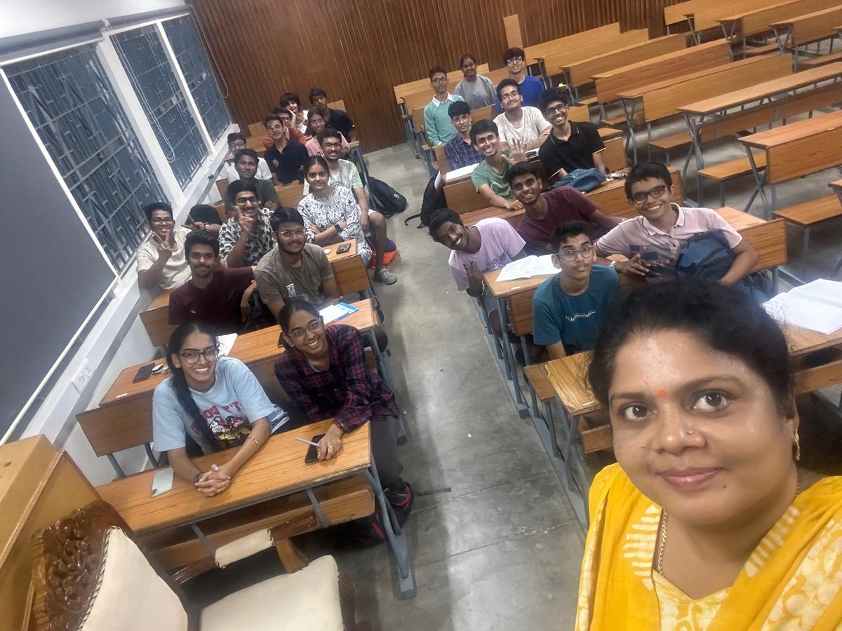 gagsshri's tweet image. Happy to Complete our 12th Session on the 8th Year of our Tamil Language Learning Session IIT MADRAS.

Students are from more than 12 States and loved their dedication in learning the language for the past 3 months.

#tamillanguage
#learntamil
#LearnTamilOnline
#IITMadras…