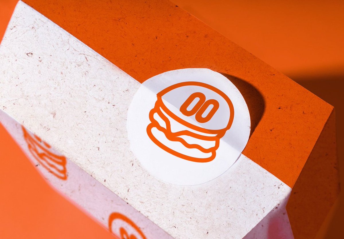 cubi_nico's tweet photo. It's already been 2 years since I created this fast food identity but I still love it so much!🍔
More visuals of the project here👉
https://t.co/dO6aMz9F7V

#visualidentity #graphicdesign #fastfood #graphicdesigner #graphisme https://t.co/aZLSKypBrZ