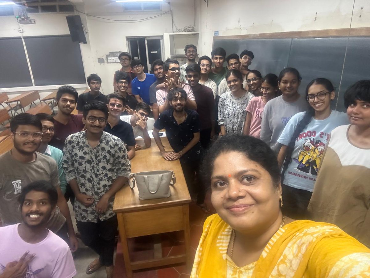 gagsshri's tweet image. Happy to Complete our 12th Session on the 8th Year of our Tamil Language Learning Session IIT MADRAS.

Students are from more than 12 States and loved their dedication in learning the language for the past 3 months.

#tamillanguage
#learntamil
#LearnTamilOnline
#IITMadras…
