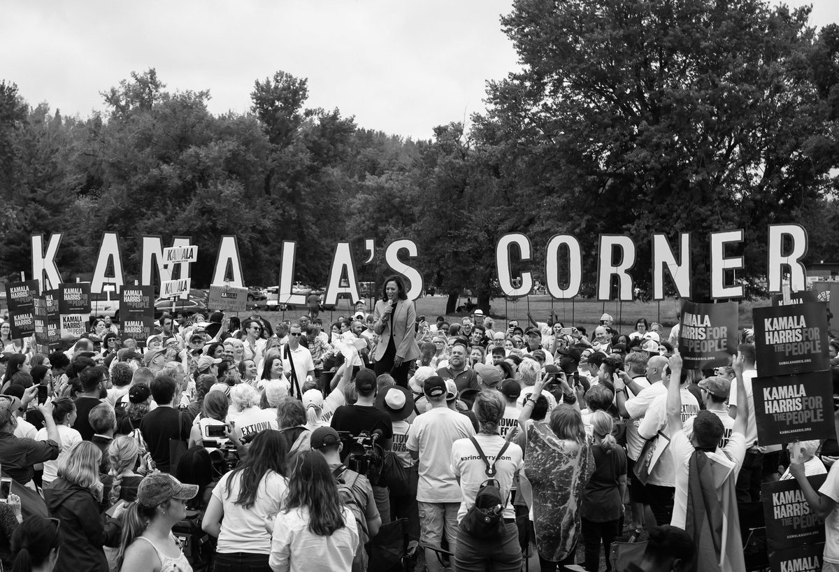 Kamala for Iowa (@kamalaforia) on Twitter photo We are forever in <a href="/KamalaHarris/">Kamala Harris</a>’ corner.
To all the Iowans who fought so hard for this campaign, thank you. We are forever in <a href="/KamalaHarris/">Kamala Harris</a>’ corner.
To all the Iowans who fought so hard for this campaign, thank you.