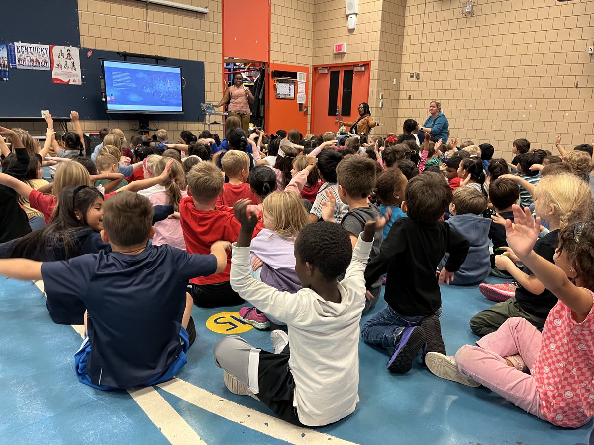 LoweLibrary tweet media