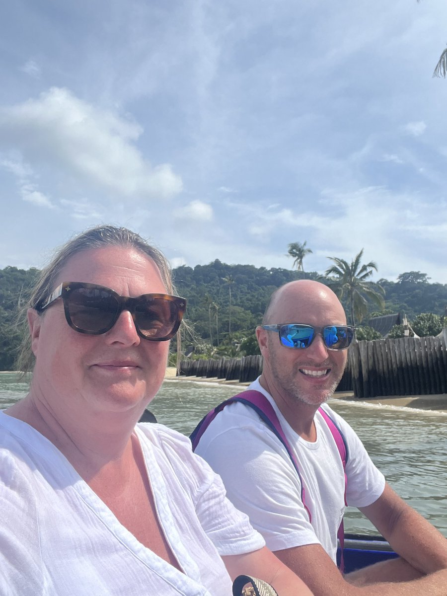 weerestaurant's tweet photo. 2 days of our holidays left then homeward bound. Then 2 days of prep to get our wee place back up & running for you all when we open on Tuesday. #FeelingRested #FeelingGrateful https://t.co/PXpliznCuJ