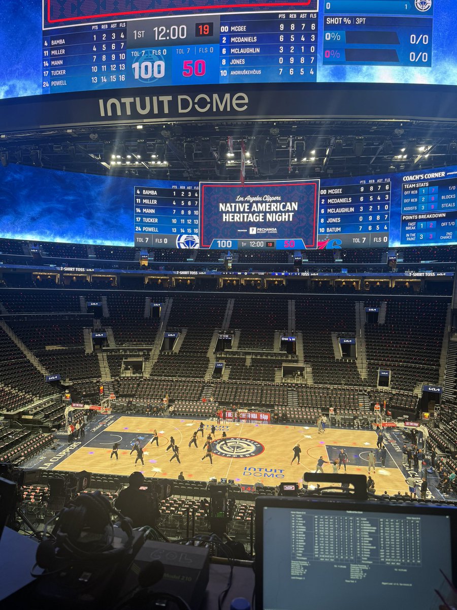 Greetings from our broadcast location! We are so far away from the floor,anything down there is just a rumor…🤦🏻‍♂️