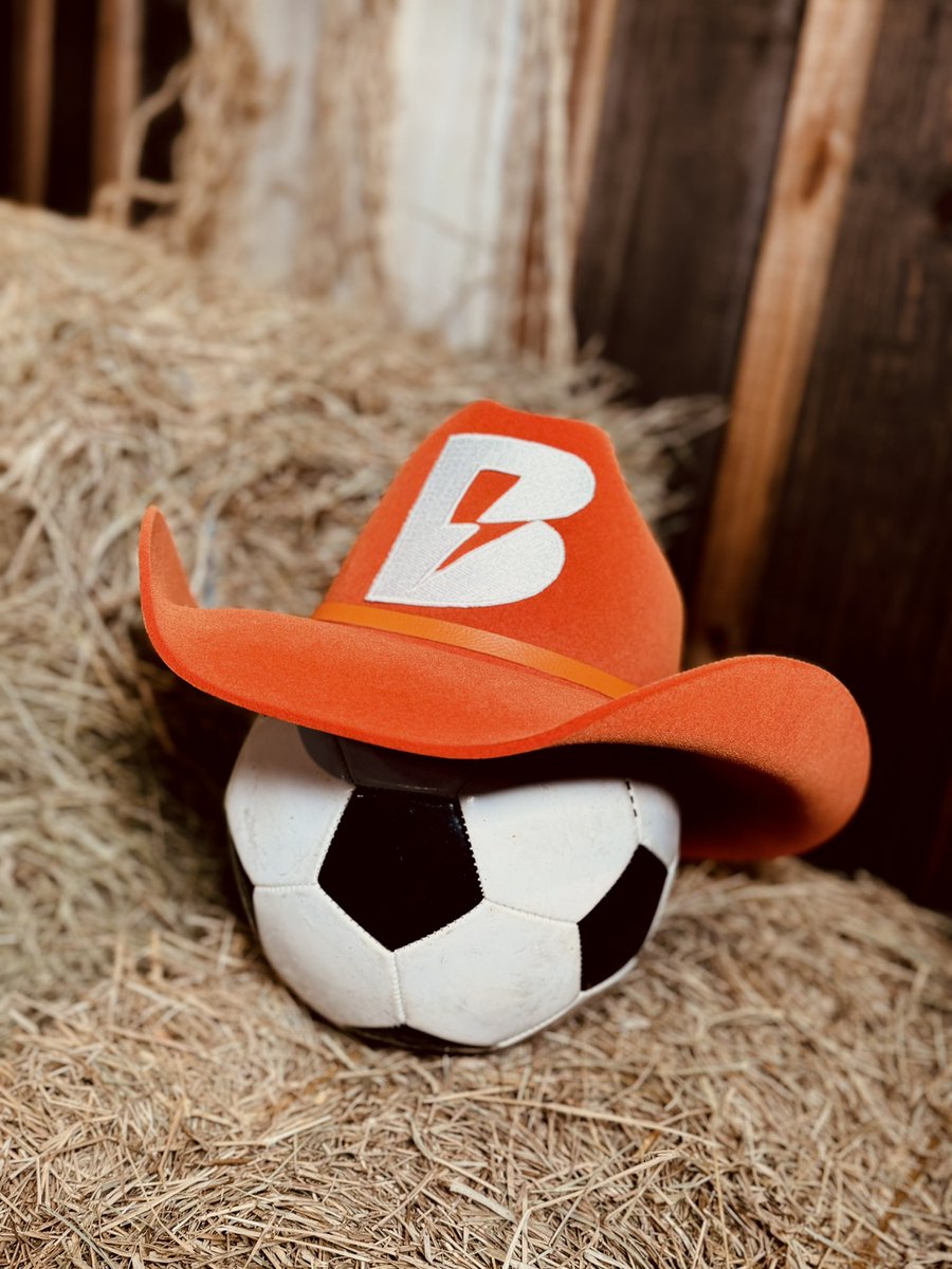Adriane Galisteu (@galisteuoficial) on Twitter photo Pelo meu look, já dá pra saber que tem muito esporte para a prova do Fazendeiro de hoje. Quem vai ser o sortudo do dia, hein? 🤠⚽😎
E sabe onde você encontra muito esporte e diversão também? É claro que na <a href="/Betano_BR/">Betano Brasil</a> ! 🔞 #Betano #Publi #BetanoNaFazenda16
©️2024 Pelo meu look, já dá pra saber que tem muito esporte para a prova do Fazendeiro de hoje. Quem vai ser o sortudo do dia, hein? 🤠⚽😎
E sabe onde você encontra muito esporte e diversão também? É claro que na <a href="/Betano_BR/">Betano Brasil</a> ! 🔞 #Betano #Publi #BetanoNaFazenda16
©️2024