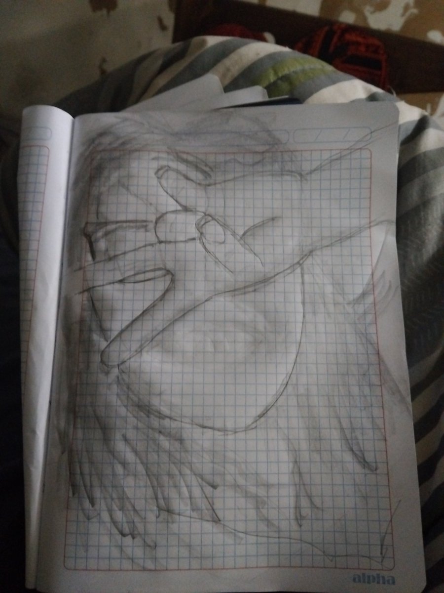 DskG4briel's tweet photo. Dibujar no es mi fuerte pero, va saliendo bien según yo, la boca siempre fue mi problema no aeropuerto dibujar sonrisas🫠🫠 https://t.co/3EGpOxshck