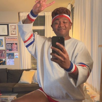 dalvinisaiah's tweet photo. In the market for a green card marriage! https://t.co/MFWs3C8Z9Z