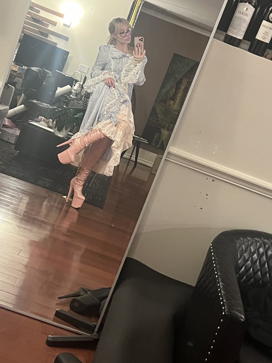 Jessica Ryan | Supreme Leader | Cult of Jess tweet media