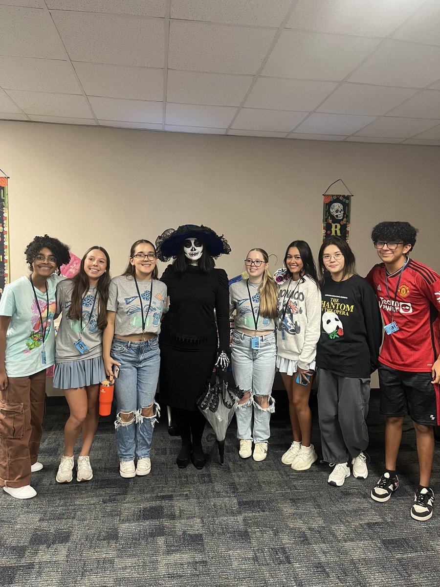 Monica Figueroa tweet media