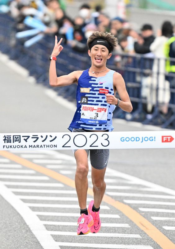 asuka8675's tweet image. 福岡マラソン2024inゲリラペーサー

今年は2時間50分(4'01/km)の
ペースメーカーやります🫡
※大会公式ではありません

Aブロック最後尾からスタートしますので、目標タイム近い方はぜひ
RUNLIFEトレインにご乗車ください！

プロペーサーが安全運転でお連れします🫡

#RUNLIFE
#プロペーサー