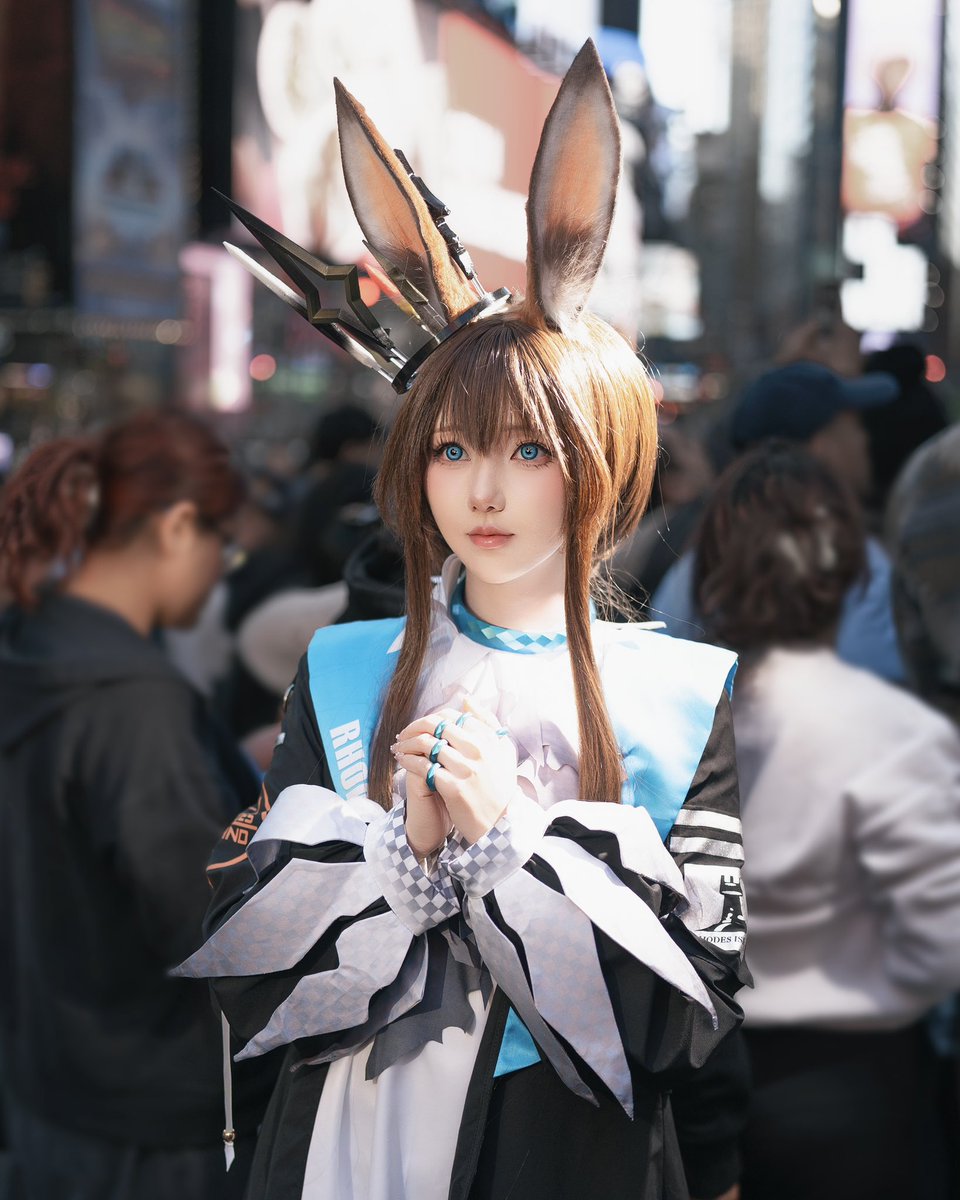 sora_sparrow_'s tweet image. Doctors, I’m so glad that I got to meet you at the Arknights Special Pop-up Event at Times Square💙Thank you all for coming and I’ll see you next time!
It is my honor to work with @ArknightsEN
Thank you again for having me as Amiya🐰
#Arknights #Yostar #AKNYC #Amiya
