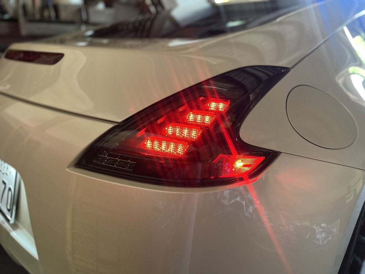 1208_kiyo's tweet photo. めっちゃ印象変わる最高にかっこいい
 #Z34  #フェアレディZ   #日産  #社外ライト  #78わーくす https://t.co/oZpR8HMm0R