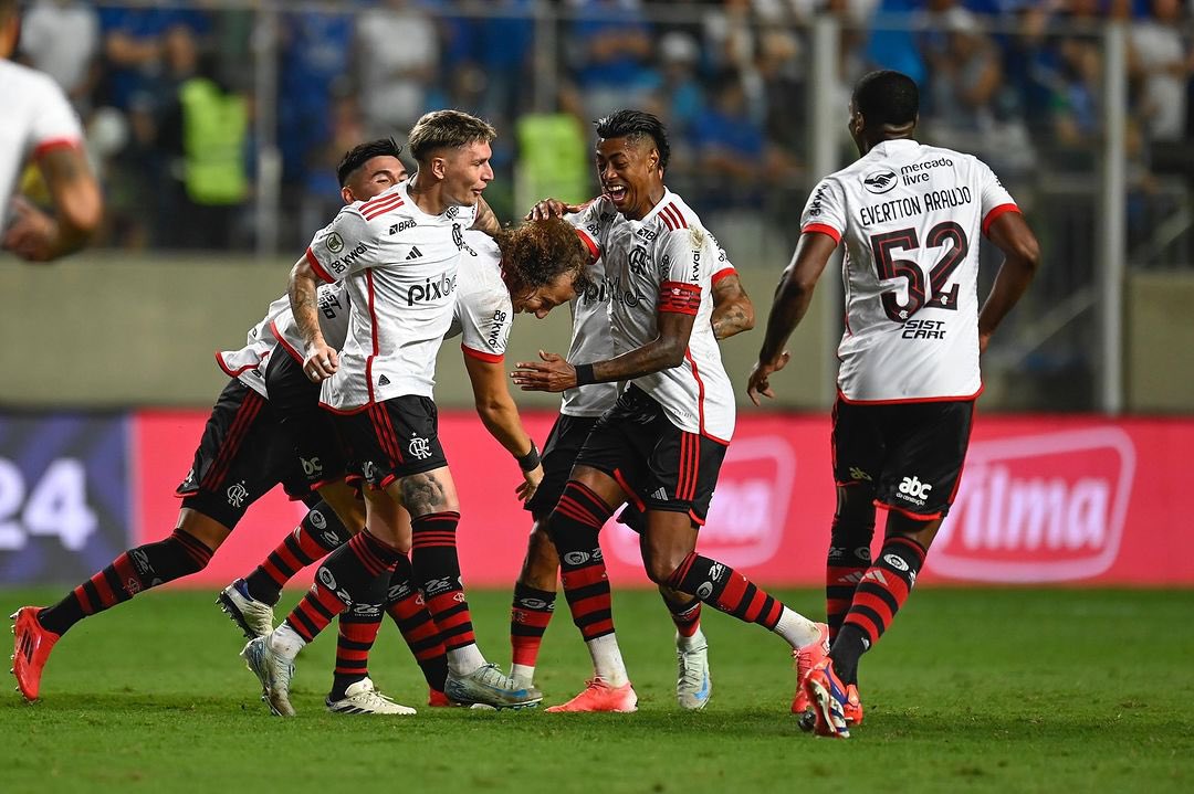 Grande vitória grupo 
Obrigado nação pelo apoio incondicional tmj 🙏🏾👊🏾❤️🖤