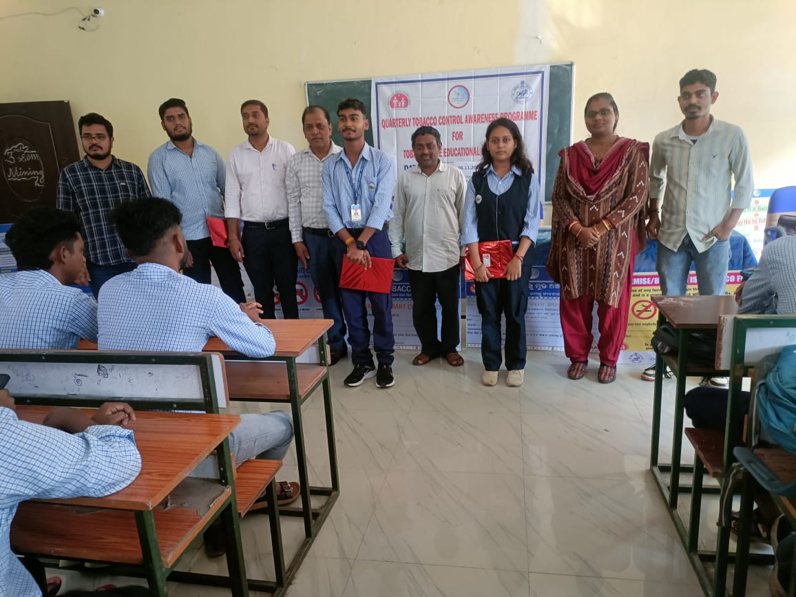 nhmdeogarh's tweet photo. Tobacco Free Youth Campaign 2.0
1- Sensitization of students ,teachers  on harmfull effects of tobacco uses and COTPA -2003 Act.
2- Pledge among students &amp; staffs for no tobacco use.
3- Debate competition among students &amp; prize distribution.
Organized by CHC Tileibani on 6th Nov. https://t.co/7PDaiIVTAL