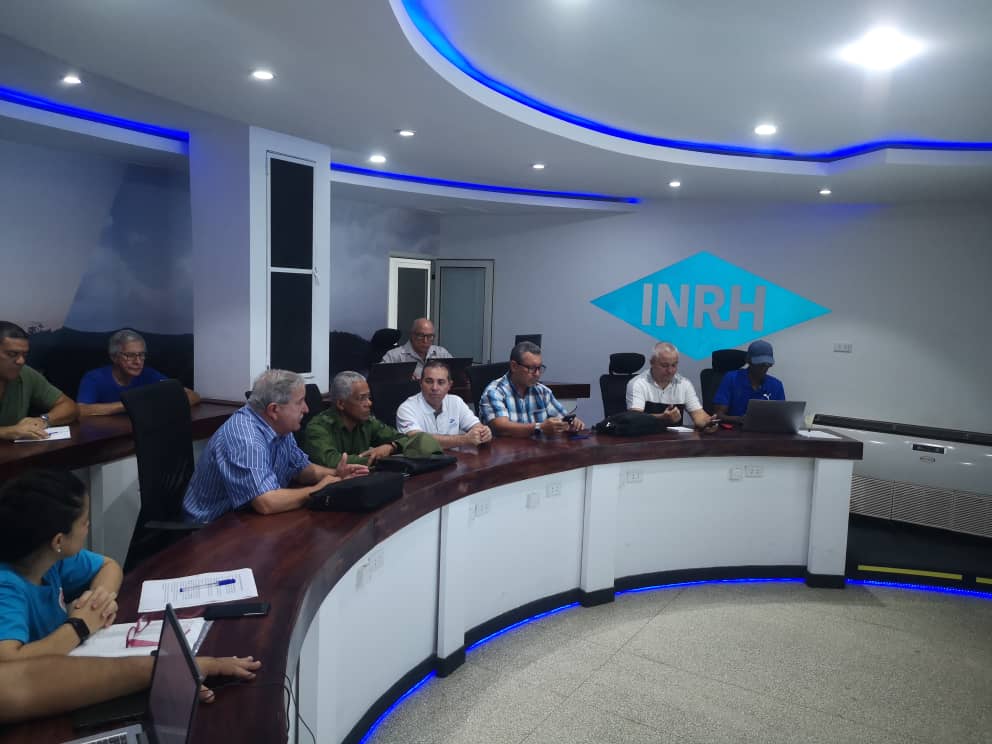 MisaelSNTC's tweet photo. Participe junto a @AntonioRdguezR presidente @INRHCuba en #SubgrupodeAgua , con la presencia del 2do Jefe del EMNDC y el Director del ISMET,la situación #Hidrometeorológica las medidas para asegurar el suministro de agua segura tras el paso #HuracanRafael https://t.co/2BLsNvtvsm