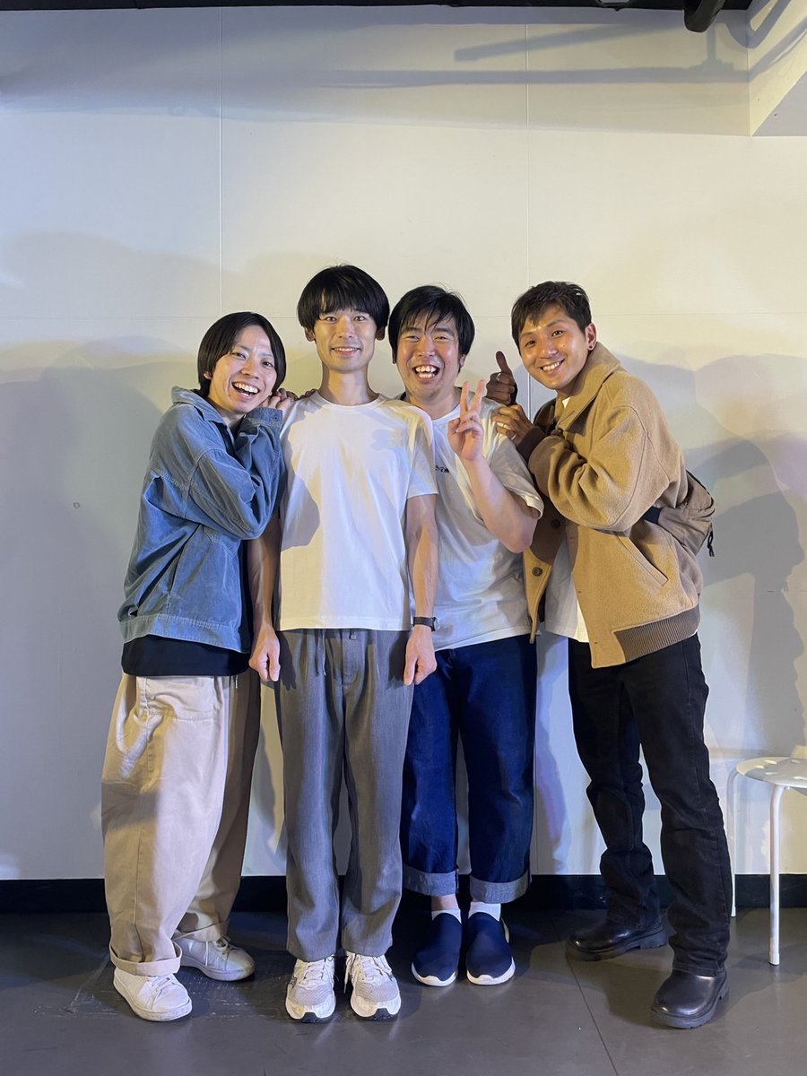 nobuyahida's tweet photo. 昨日観劇してきた！
やまとすげーなぁ、良かったなぁ👍️
光毅も輝いてたわ！
いや！皆さんもとても輝いてました👏

#ちゃんとしなきゃ企画 #僕ん中の宇宙 https://t.co/fKdSLleaJI