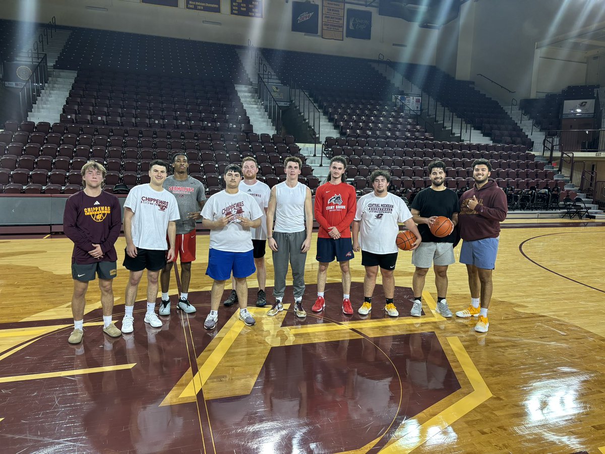 Central Michigan MBB Managers (2-2) tweet media