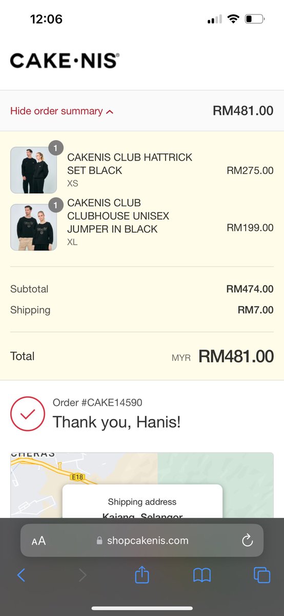 HanisShaika's tweet photo. Stress la tak dpt accolade dah masuk cart nak check out boleh takdeeeeeeeeee. Nak yang accolade tu 😭😭😭 https://t.co/GypRZ62MhP