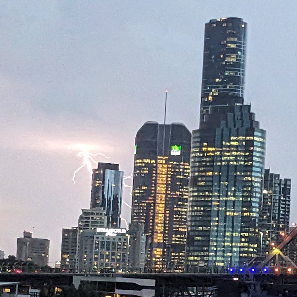 Mark BUTLฮR ๐ (@msb_chem) on Twitter photo Picture of lightning from a storm cell moving through Brisbane a few days ago. #BneStorm Picture of lightning from a storm cell moving through Brisbane a few days ago. #BneStorm