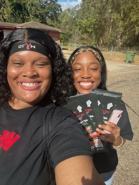 ALUNITE18's tweet photo. MGM Unite teamed up with Black Voters Matter and ASU students for a week of Lit Drops

🙌 Major shoutout to the incredible students of Alabama State University! 🌟 Your "Lit Drops" in Alabama House District 2 this past week were absolutely amazing!  🔥  #ASULitDrops  🐝💛🖤 https://t.co/TWyu1xdj2z