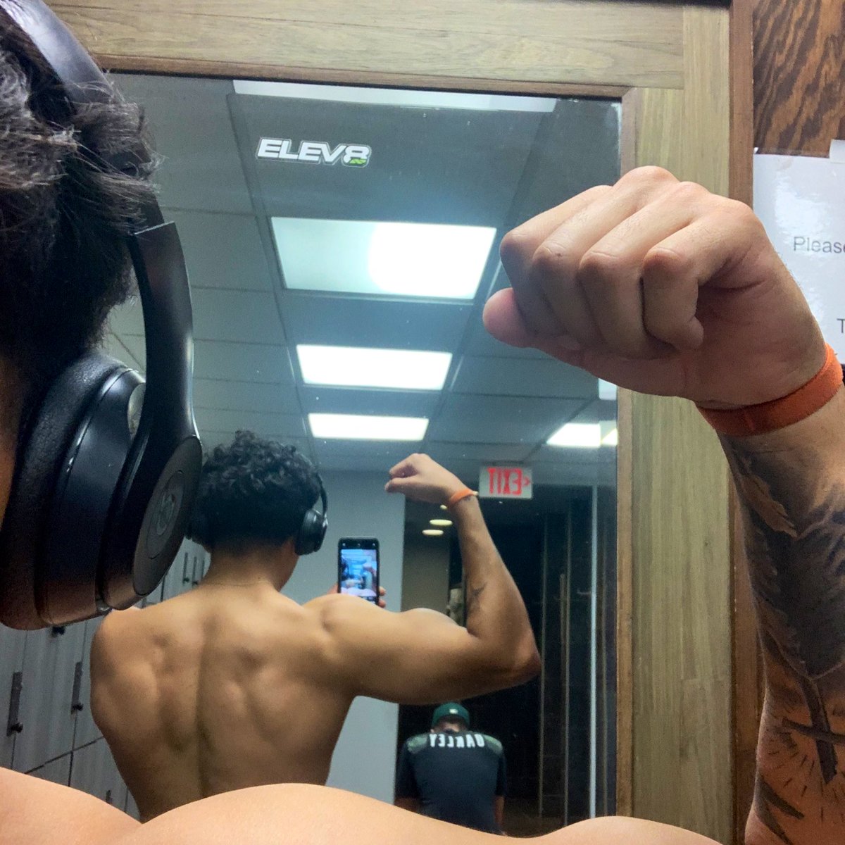 dvvidlee's tweet photo. 🤫🧪🍳 https://t.co/Z3zePKeCTH